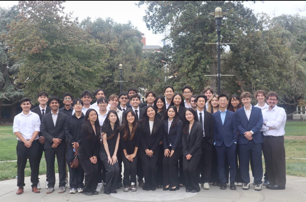 Officers at DUEN formal 2023!